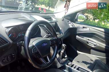 Внедорожник / Кроссовер Ford Kuga 2017 в 