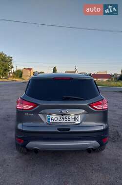 Внедорожник / Кроссовер Ford Kuga 2013 в 