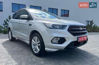 Внедорожник / Кроссовер Ford Kuga 2019 в Луцке