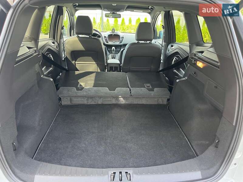 Внедорожник / Кроссовер Ford Kuga 2019 в Луцке