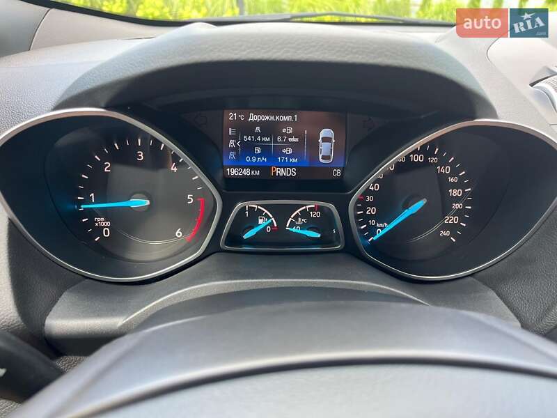 Внедорожник / Кроссовер Ford Kuga 2019 в Луцке