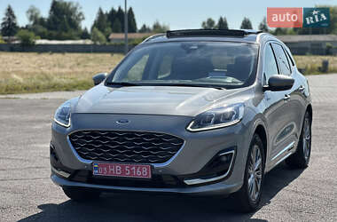 Внедорожник / Кроссовер Ford Kuga 2021 в 