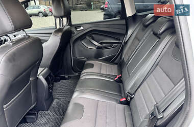 Внедорожник / Кроссовер Ford Kuga 2013 в 