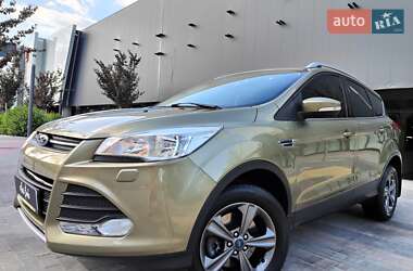Внедорожник / Кроссовер Ford Kuga 2015 в Киеве