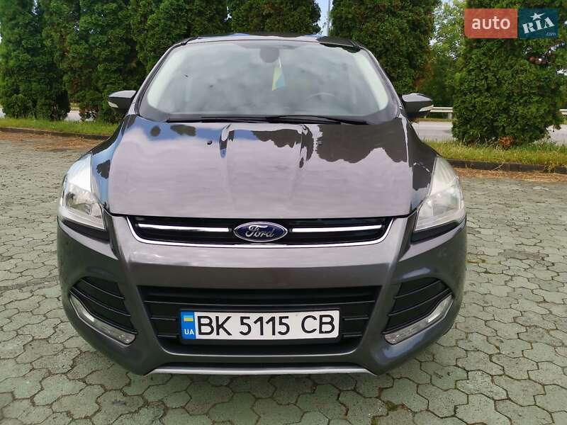 Внедорожник / Кроссовер Ford Kuga 2014 в Дубно