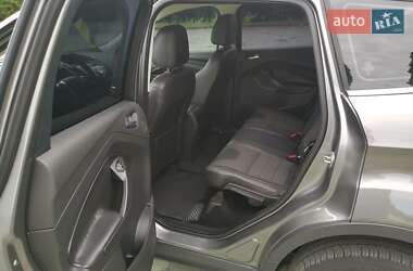 Внедорожник / Кроссовер Ford Kuga 2014 в 