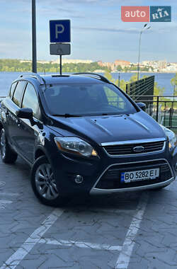 Позашляховик / Кросовер Ford Kuga 2011 в 