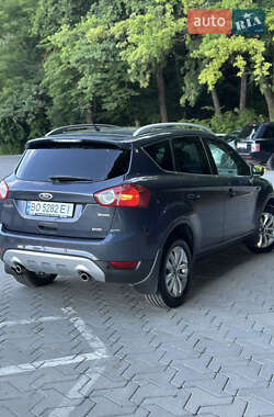Позашляховик / Кросовер Ford Kuga 2011 в 