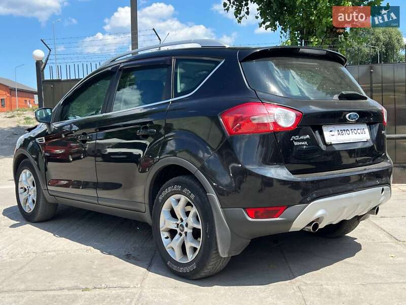 Внедорожник / Кроссовер Ford Kuga 2010 в Киеве