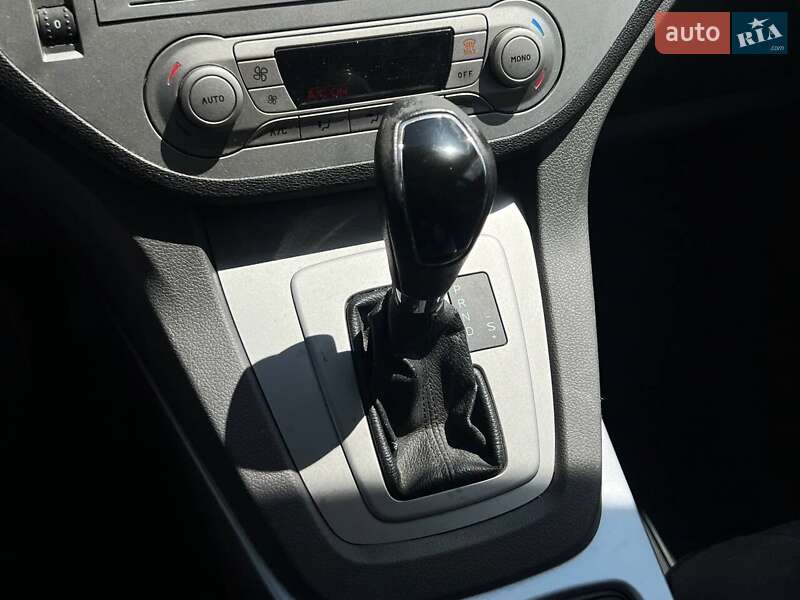 Внедорожник / Кроссовер Ford Kuga 2010 в Киеве