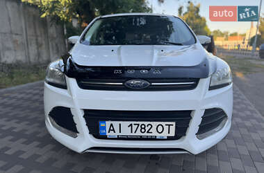 Внедорожник / Кроссовер Ford Kuga 2016 в 
