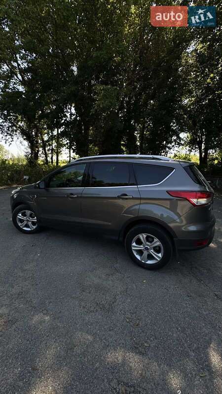 Внедорожник / Кроссовер Ford Kuga 2013 в Корсуне-Шевченковском