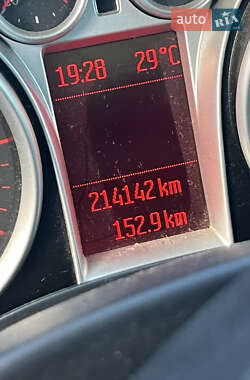 Внедорожник / Кроссовер Ford Kuga 2010 в 