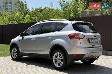 Внедорожник / Кроссовер Ford Kuga 2012 в 