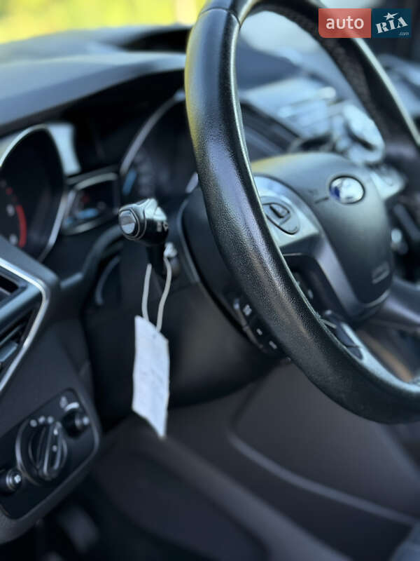 Внедорожник / Кроссовер Ford Kuga 2015 в Дубно