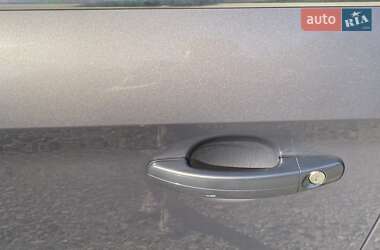 Внедорожник / Кроссовер Ford Kuga 2012 в 