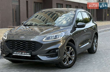 Внедорожник / Кроссовер Ford Kuga 2023 в Николаеве