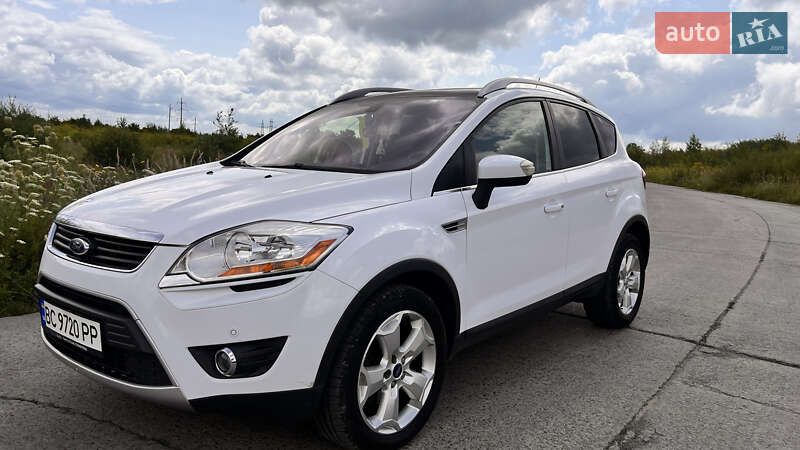 Внедорожник / Кроссовер Ford Kuga 2011 в 