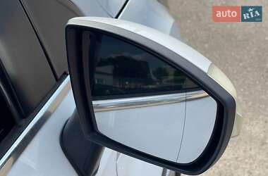 Внедорожник / Кроссовер Ford Kuga 2012 в 