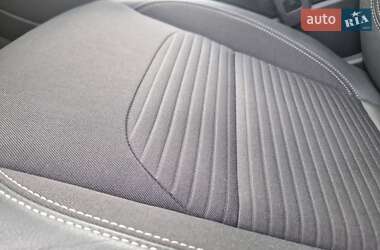 Внедорожник / Кроссовер Ford Kuga 2019 в 