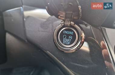 Внедорожник / Кроссовер Ford Kuga 2019 в 