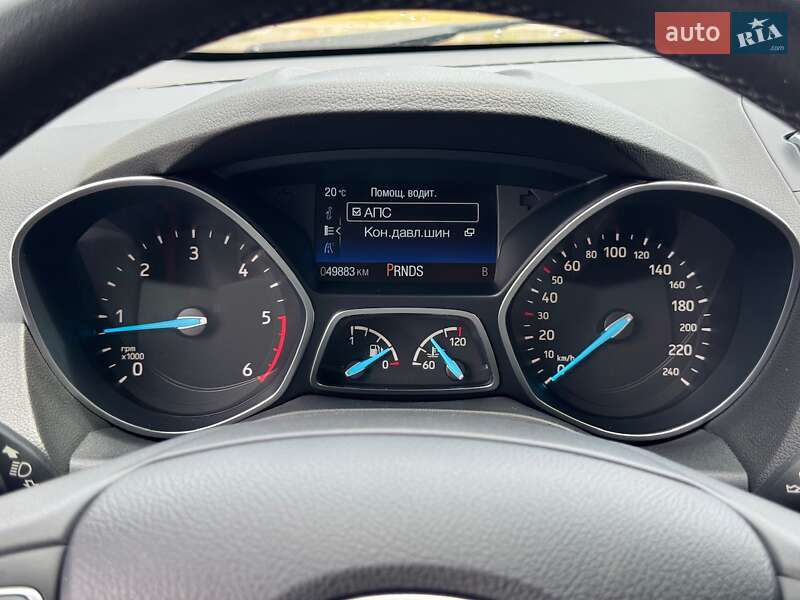 Позашляховик / Кросовер Ford Kuga 2019 в Києві