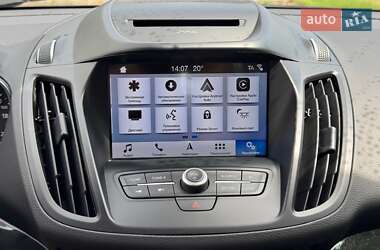 Внедорожник / Кроссовер Ford Kuga 2019 в 