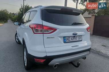 Внедорожник / Кроссовер Ford Kuga 2013 в 