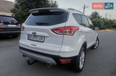 Внедорожник / Кроссовер Ford Kuga 2013 в 