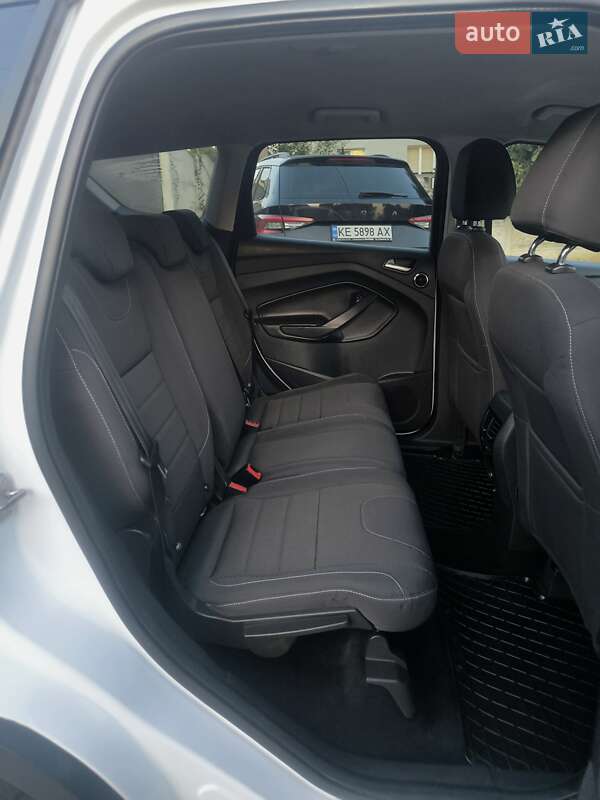 Внедорожник / Кроссовер Ford Kuga 2013 в Днепре
