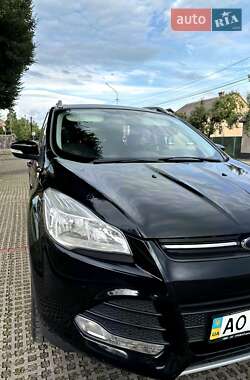 Внедорожник / Кроссовер Ford Kuga 2014 в 