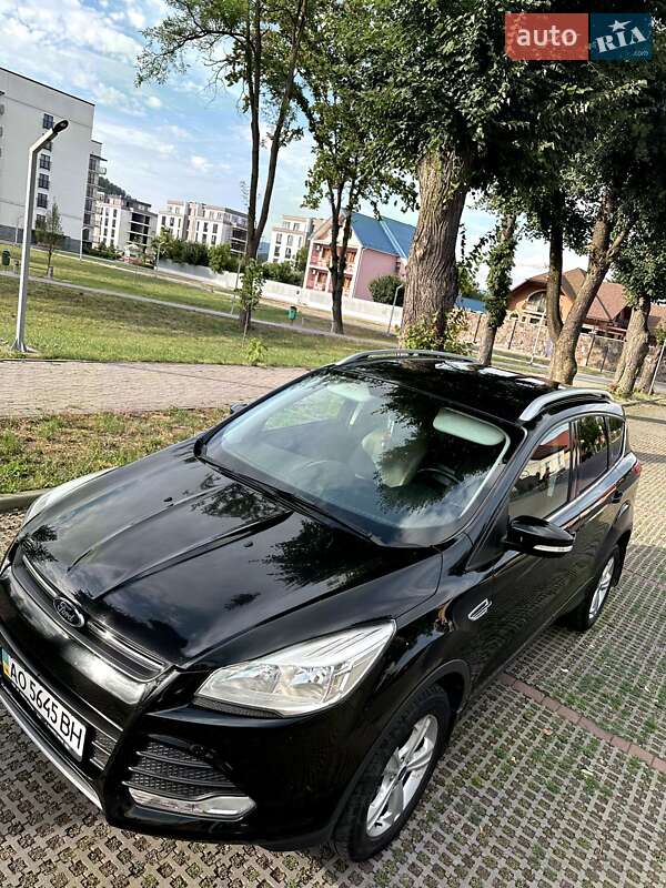 Внедорожник / Кроссовер Ford Kuga 2014 в Мукачево