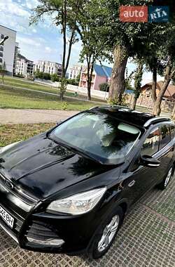 Внедорожник / Кроссовер Ford Kuga 2014 в 