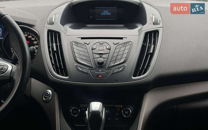 Внедорожник / Кроссовер Ford Kuga 2013 в Ивано-Франковске