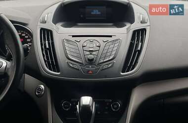 Внедорожник / Кроссовер Ford Kuga 2013 в 
