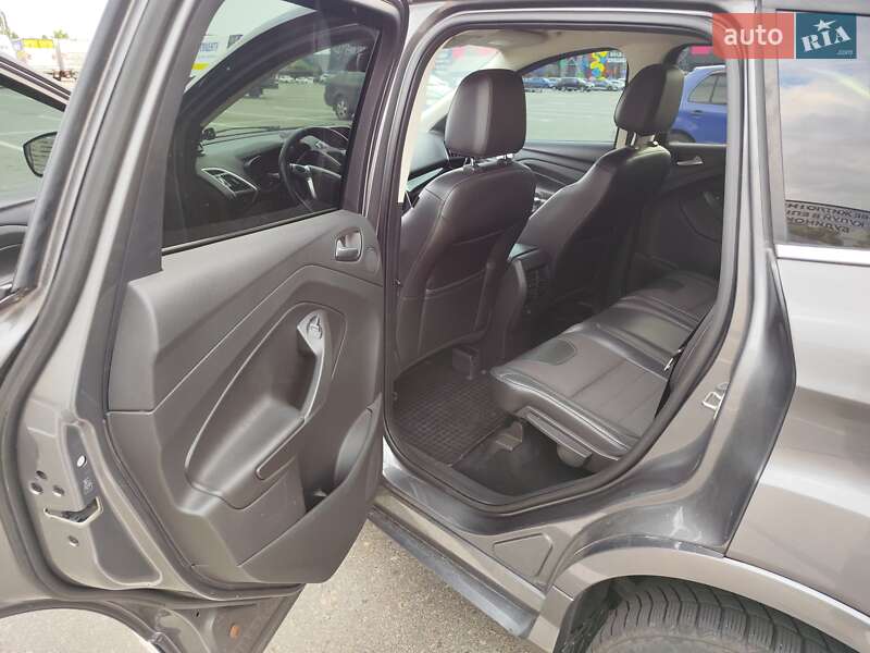 Внедорожник / Кроссовер Ford Kuga 2014 в Киеве