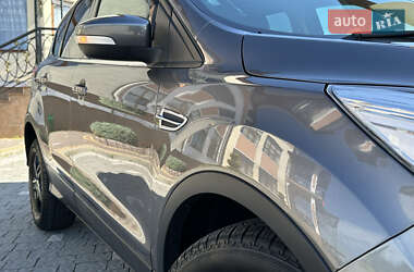 Внедорожник / Кроссовер Ford Kuga 2013 в 