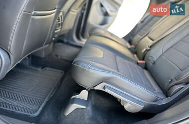 Внедорожник / Кроссовер Ford Kuga 2013 в 