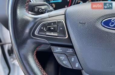 Внедорожник / Кроссовер Ford Kuga 2018 в 