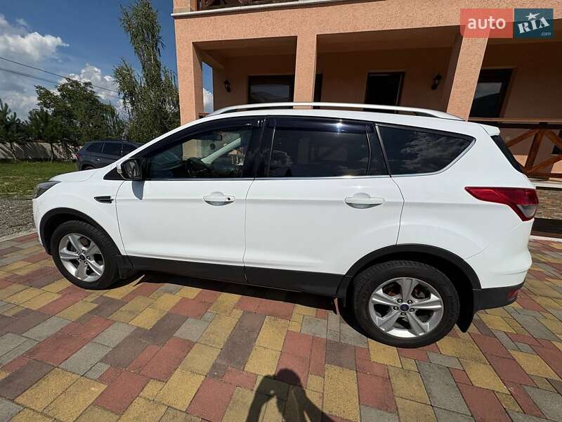 Внедорожник / Кроссовер Ford Kuga 2015 в Баре фото 4 Внедорожник / Кроссовер Ford Kuga 2015 в Баре