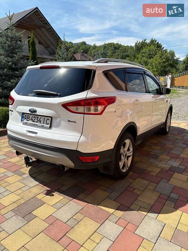Внедорожник / Кроссовер Ford Kuga 2015 в Баре фото 7 Внедорожник / Кроссовер Ford Kuga 2015 в Баре