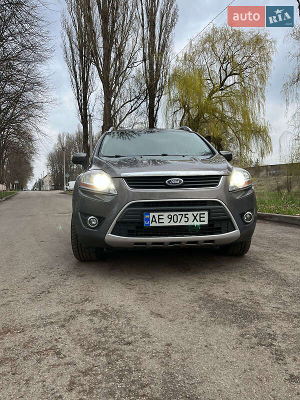 Позашляховик / Кросовер Ford Kuga 2011 в Сумах