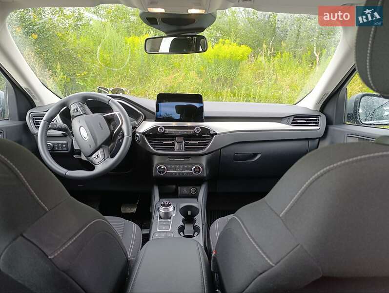 Внедорожник / Кроссовер Ford Kuga 2020 в Львове