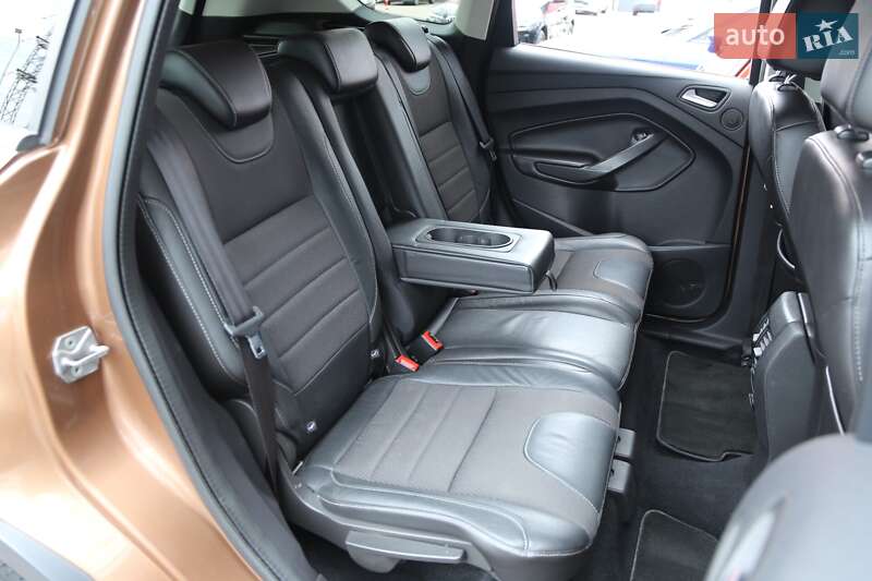 Внедорожник / Кроссовер Ford Kuga 2013 в Киеве