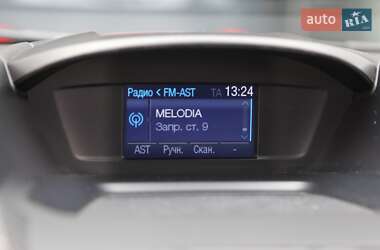 Внедорожник / Кроссовер Ford Kuga 2013 в 