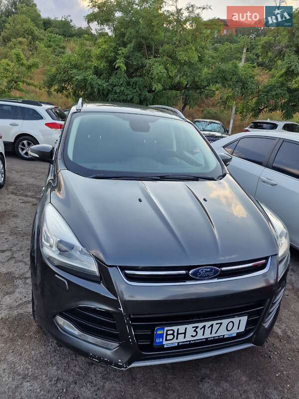 Ford Kuga 2015