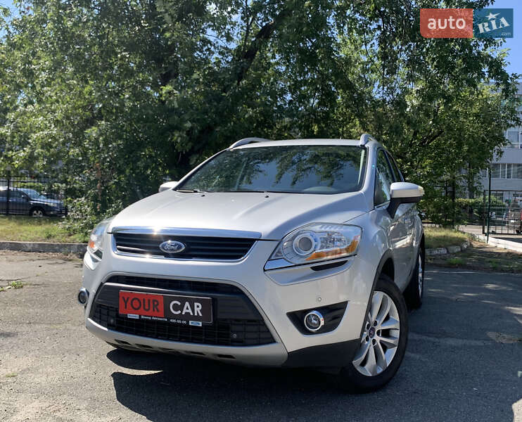 Внедорожник / Кроссовер Ford Kuga 2012 в Киеве