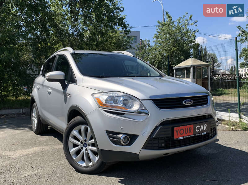 Внедорожник / Кроссовер Ford Kuga 2012 в Киеве