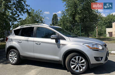 Внедорожник / Кроссовер Ford Kuga 2012 в 