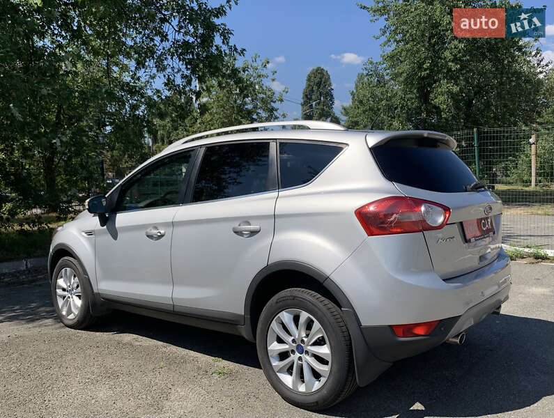 Внедорожник / Кроссовер Ford Kuga 2012 в Киеве